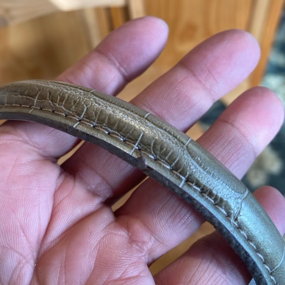 Kathy Van Zeeland Purse - Picture 9 of 9